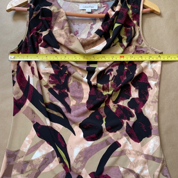 Calvin Klein sleeveless top size small - Picture 6 of 9